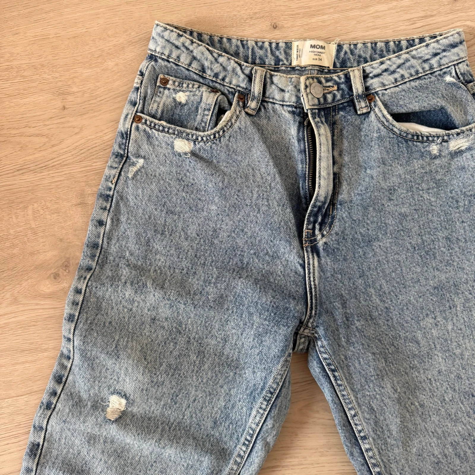 Jeans Mom de talle alto azul desgastado – photo 4